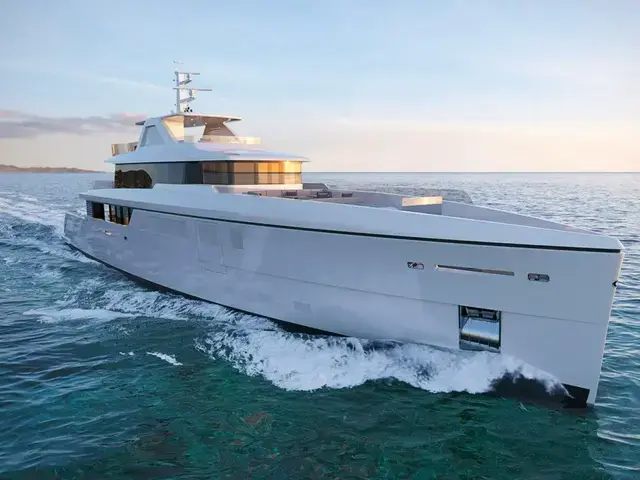 Vitruvius Yachts Palm Beach