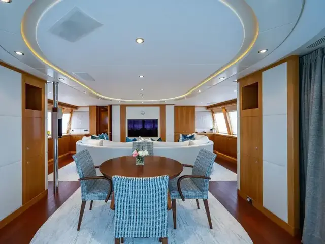 Heesen 44m