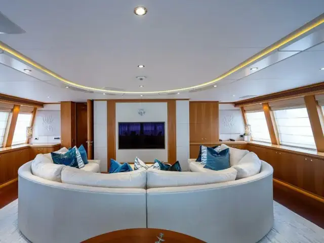 Heesen 44m