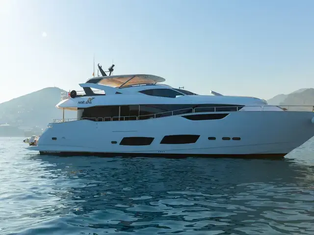 Sunseeker 95 Yacht