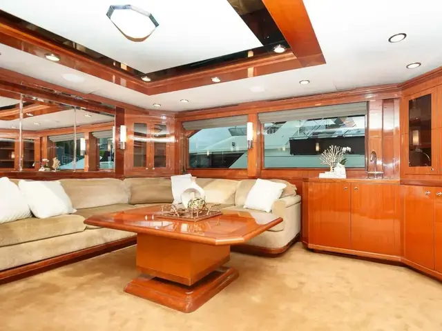 Ocean Alexander FLYBRIDGE MOTOR YACHT