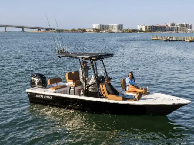 Sea Pro 230 Bay