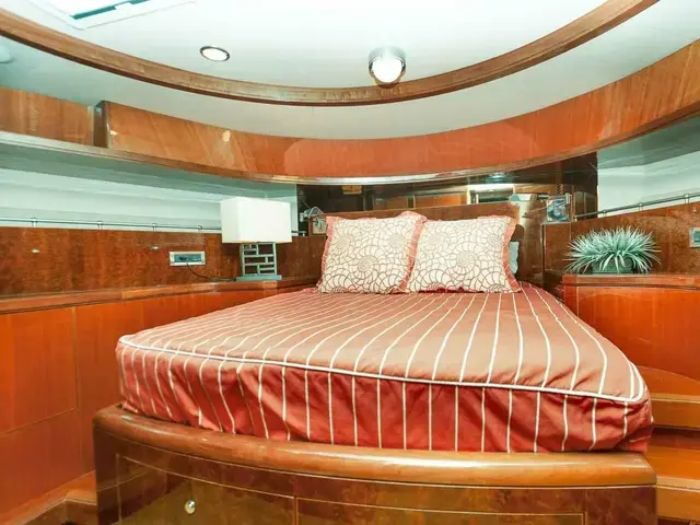 Ocean Alexander FLYBRIDGE MOTOR YACHT