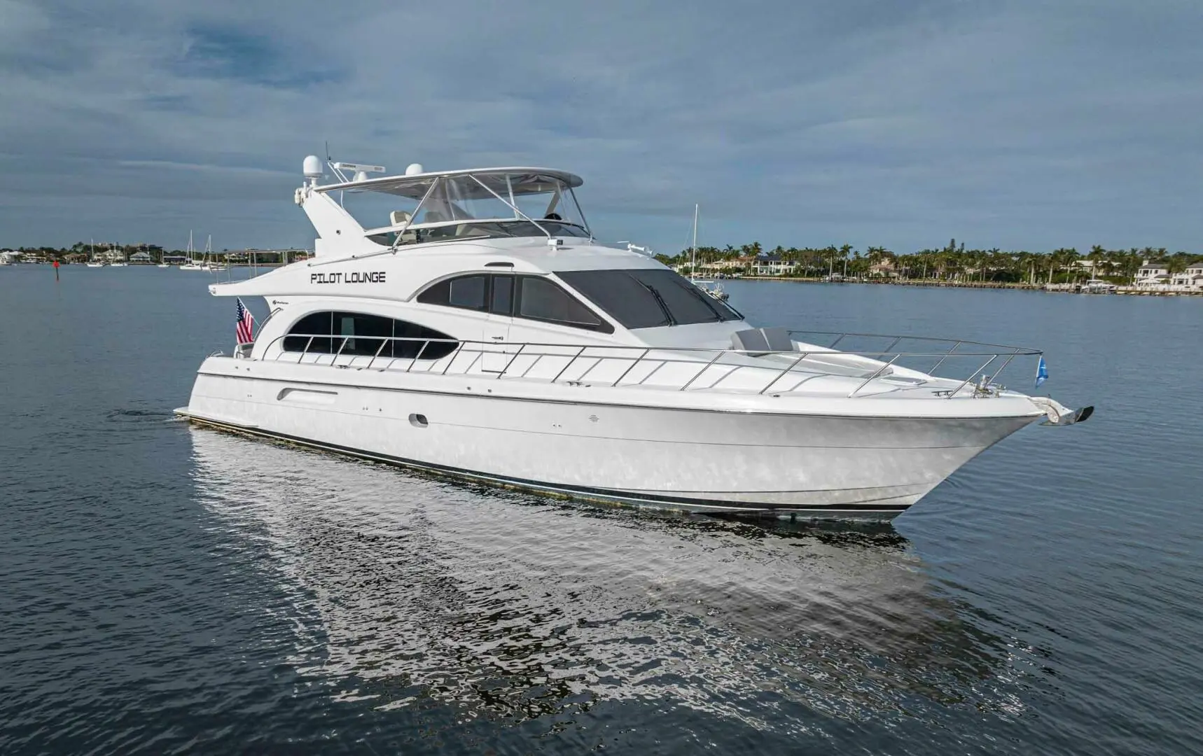 2006 Hatteras 64 ft motoryacht