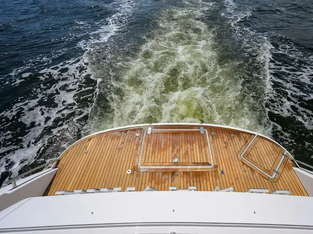 Fairline Squadron 65