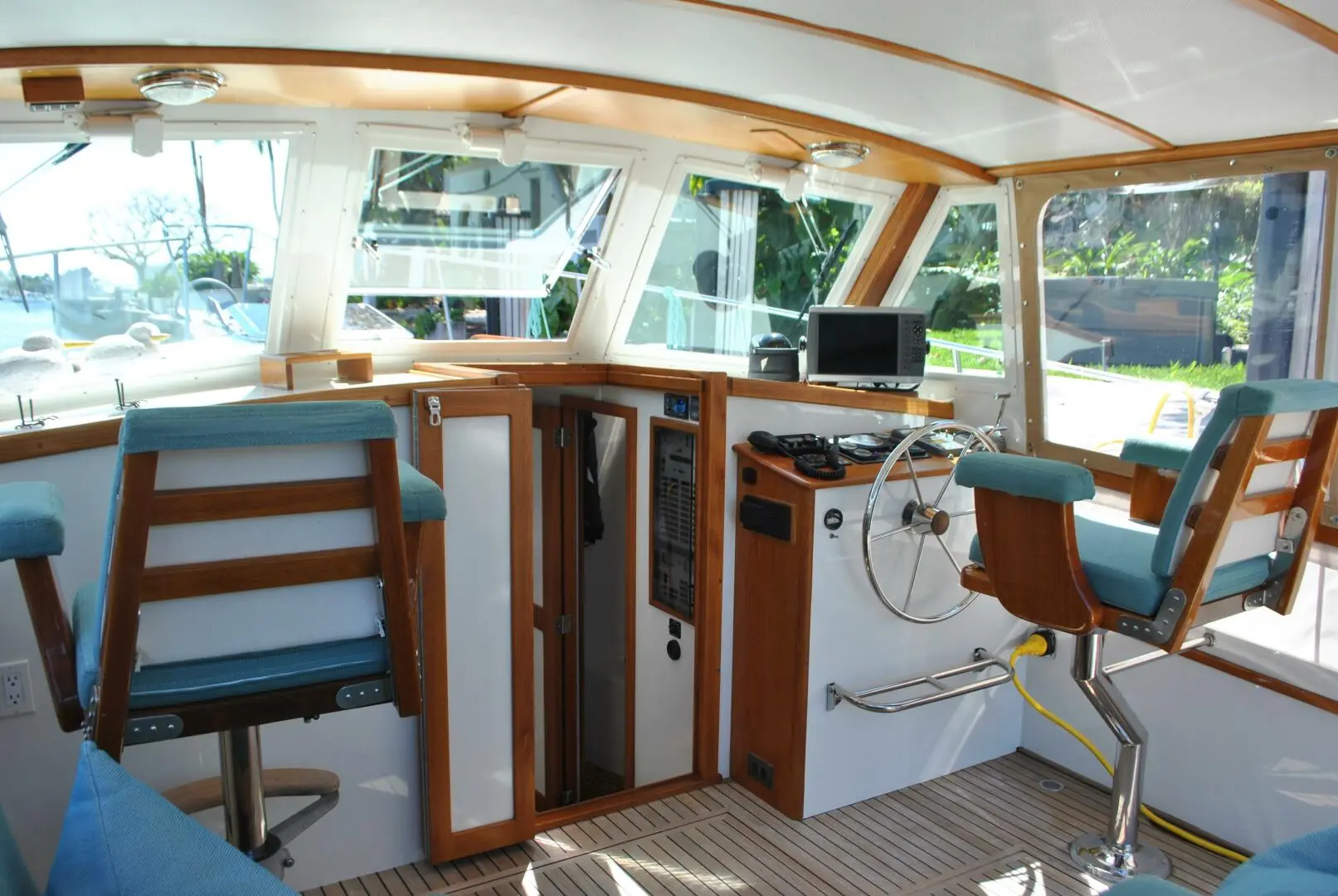 2003 Wilbur 34