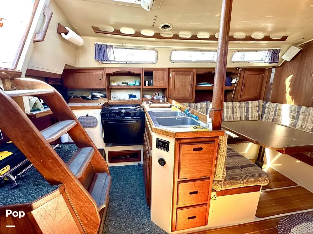 1983 Catalina 36