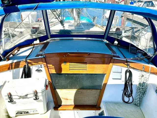 Catalina 36