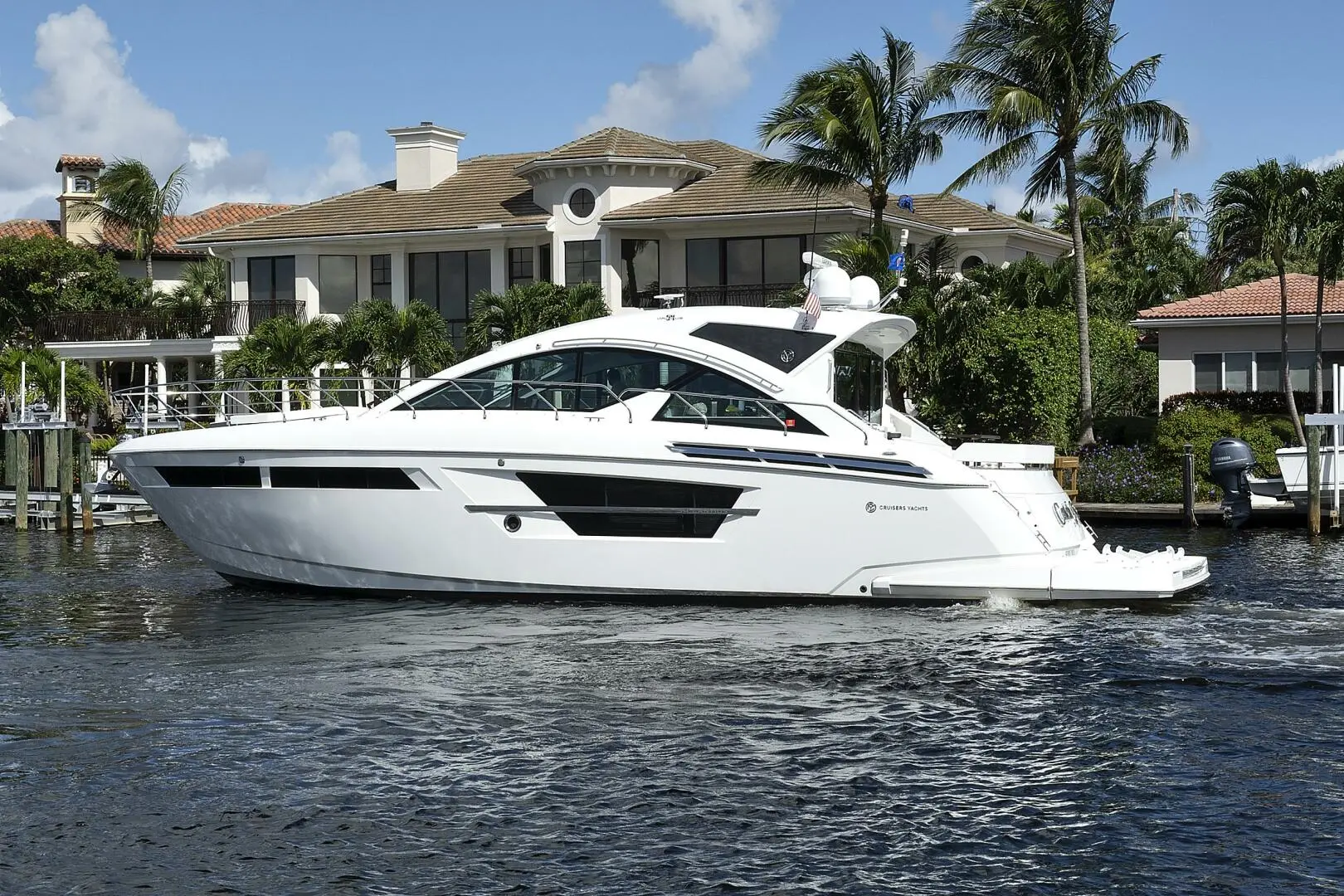 2019 Cruisers 54 cantius