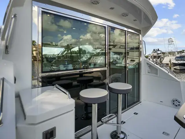 Cruisers Yachts 54 Cantius