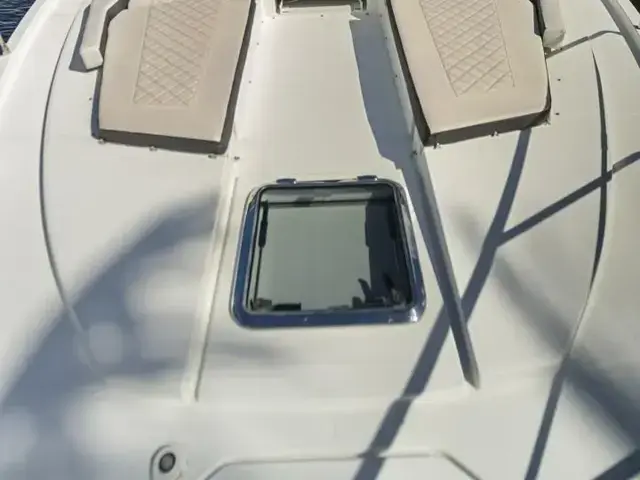 Cruisers Yachts 54 Cantius