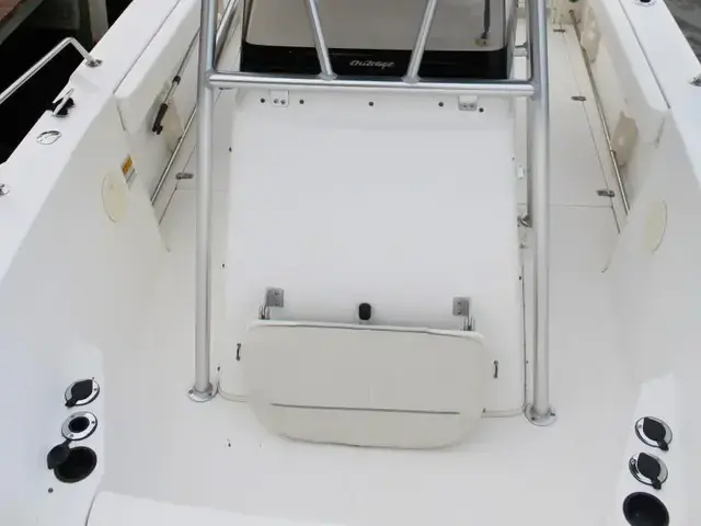 Boston Whaler 23 Outrage