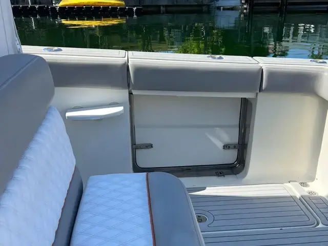 Hydra Sports 35'