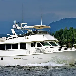 1996 Hatteras 74'