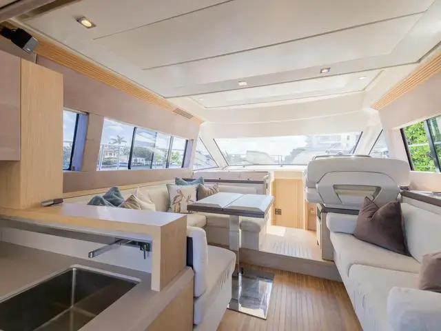 Beneteau 50'