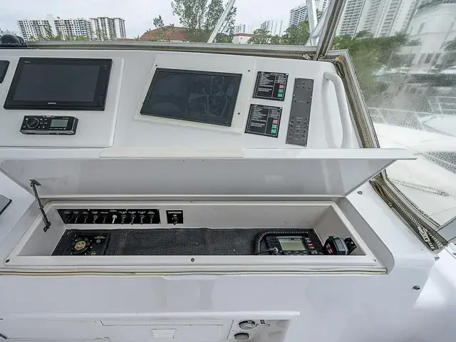 Viking Yachts 55 Convertible