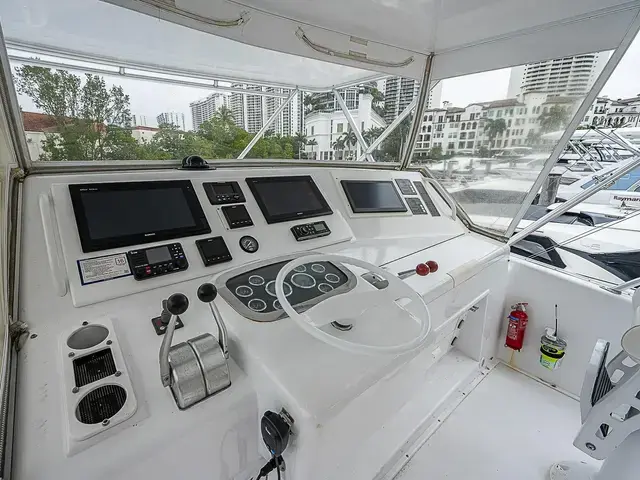 Viking Yachts 55 Convertible