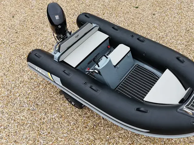 Zar LUX 13 3.9m Console RIB & Honda Engine Package