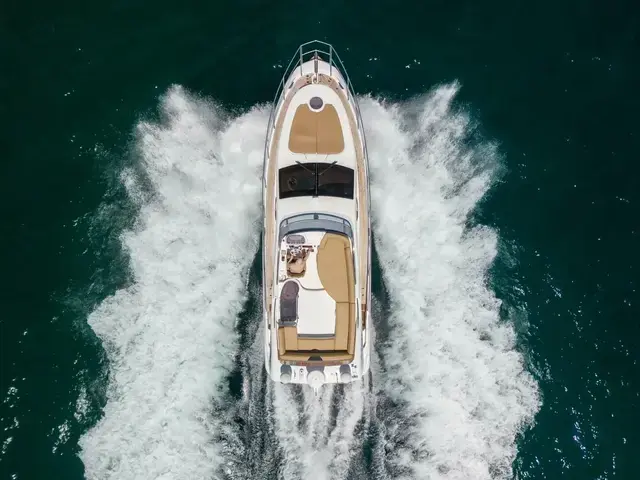 Azimut Flybridge