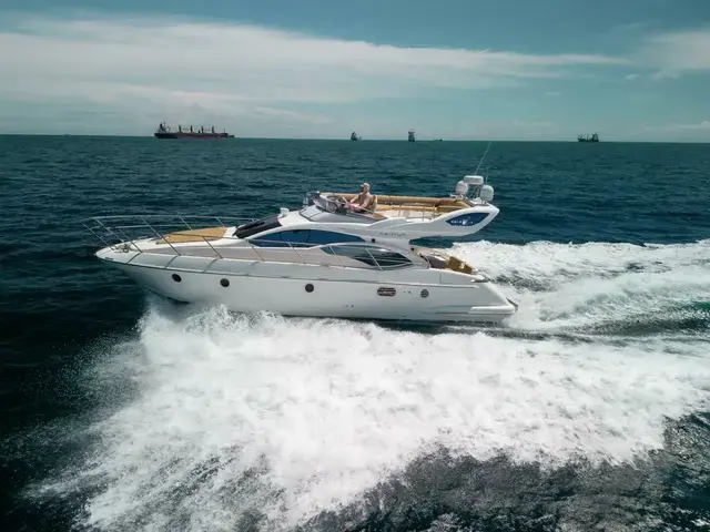 Azimut Flybridge