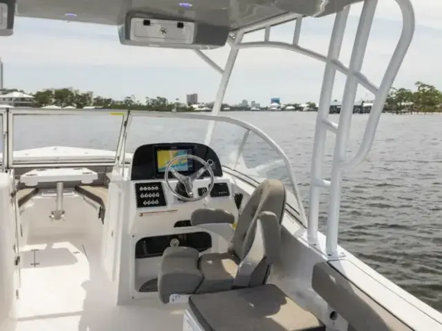 Sea Pro 240 Dual Console