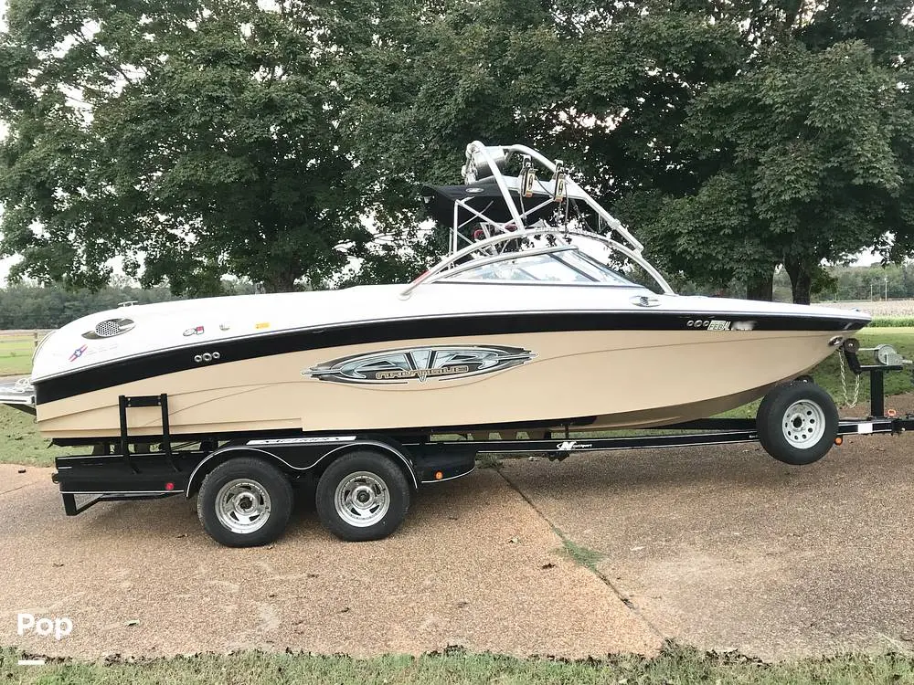 2005 Nautique 226 team edition