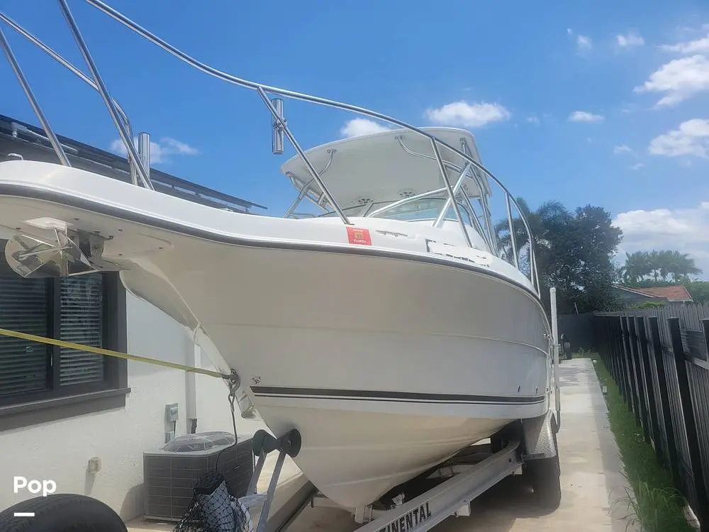 2002 Robalo r235