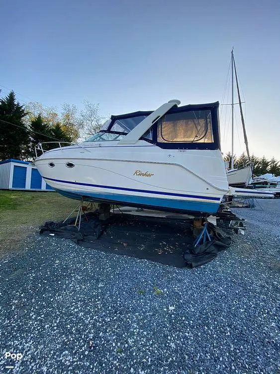 2006 Rinker fiesta vee 270