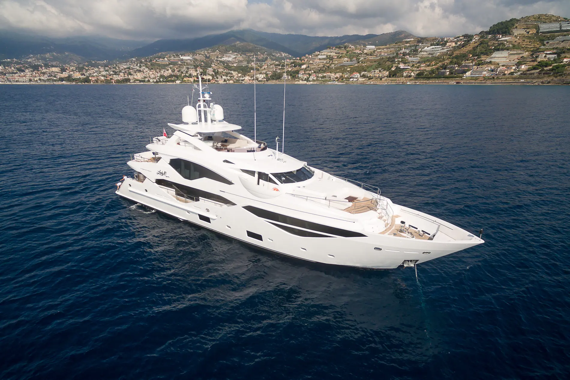 2018 Sunseeker no.9 - west nautical