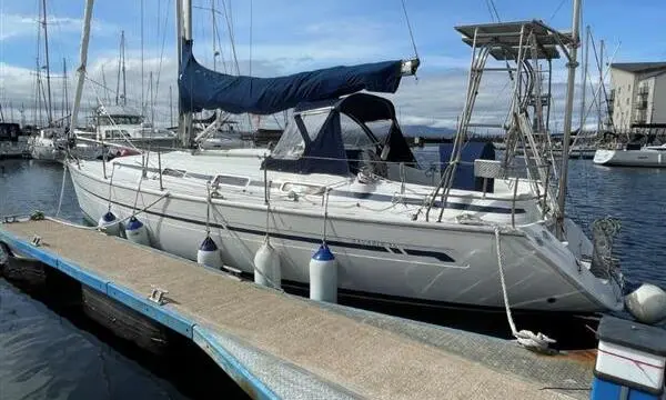 2002 Bavaria 36