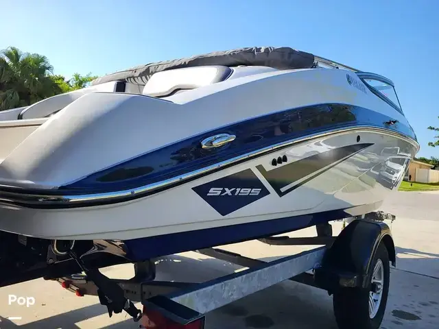 Yamaha SX195