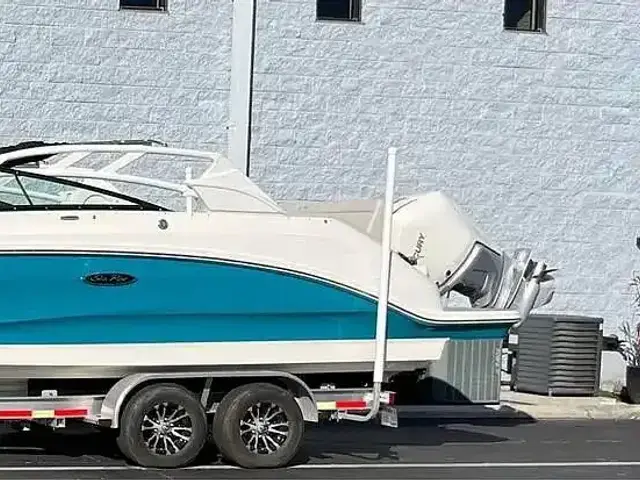 Sea Ray SDX 250