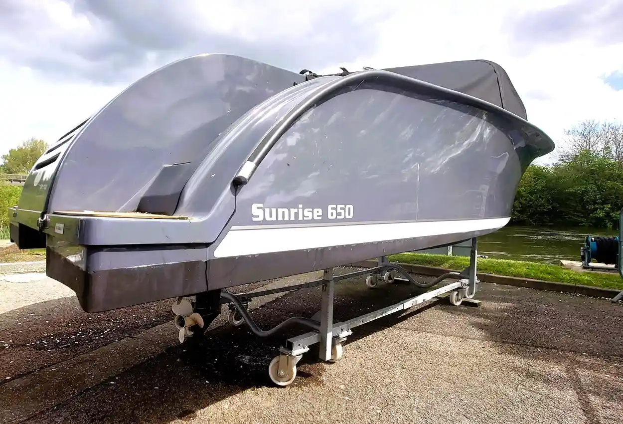 SUNRISE 650 TENDER   EX DISPLAY 2021