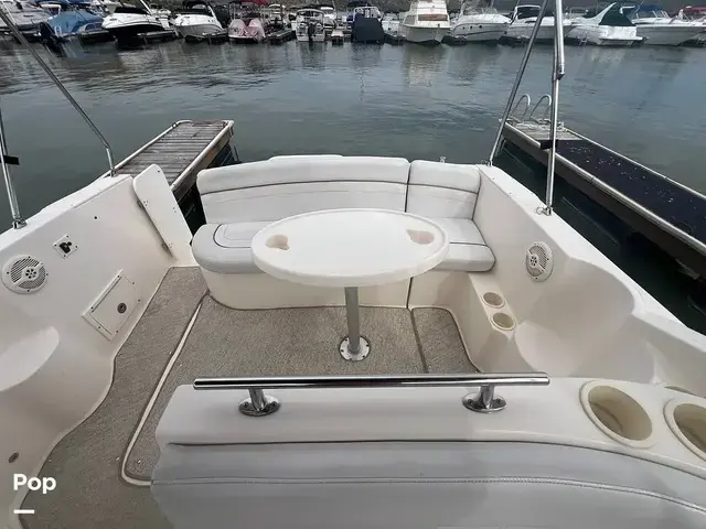 Rinker 270 Fiesta Vee