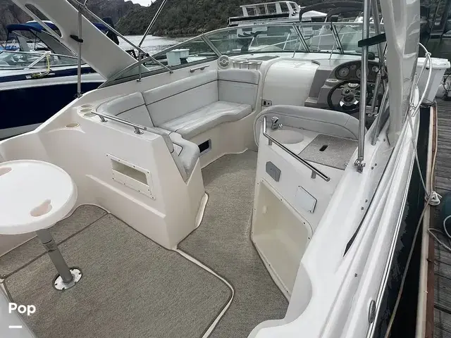 Rinker 270 Fiesta Vee