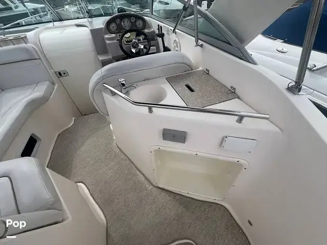 Rinker 270 Fiesta Vee