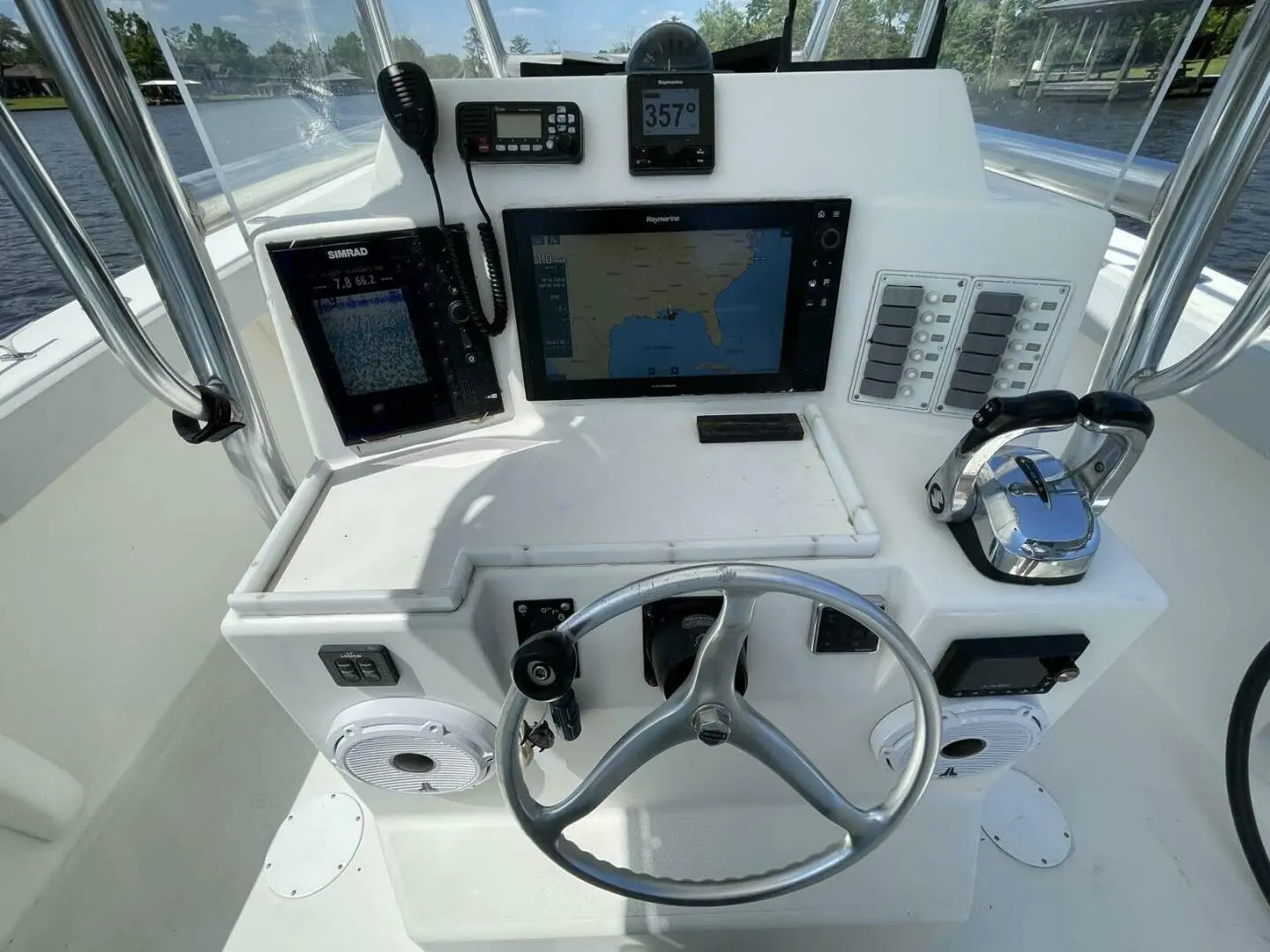 2000 Ocean center console