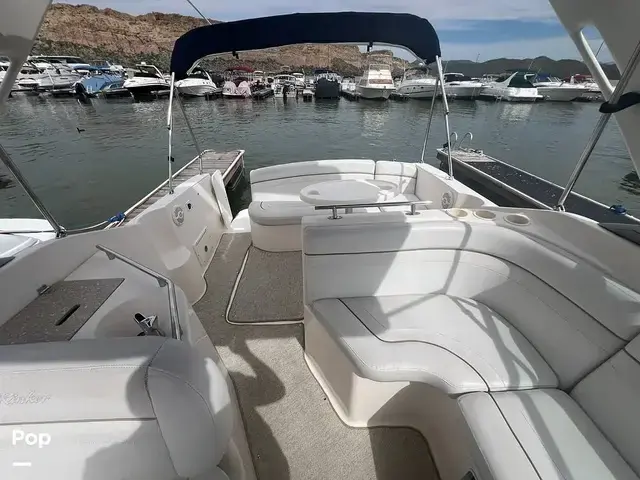 Rinker 270 Fiesta Vee