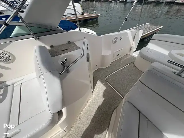 Rinker 270 Fiesta Vee