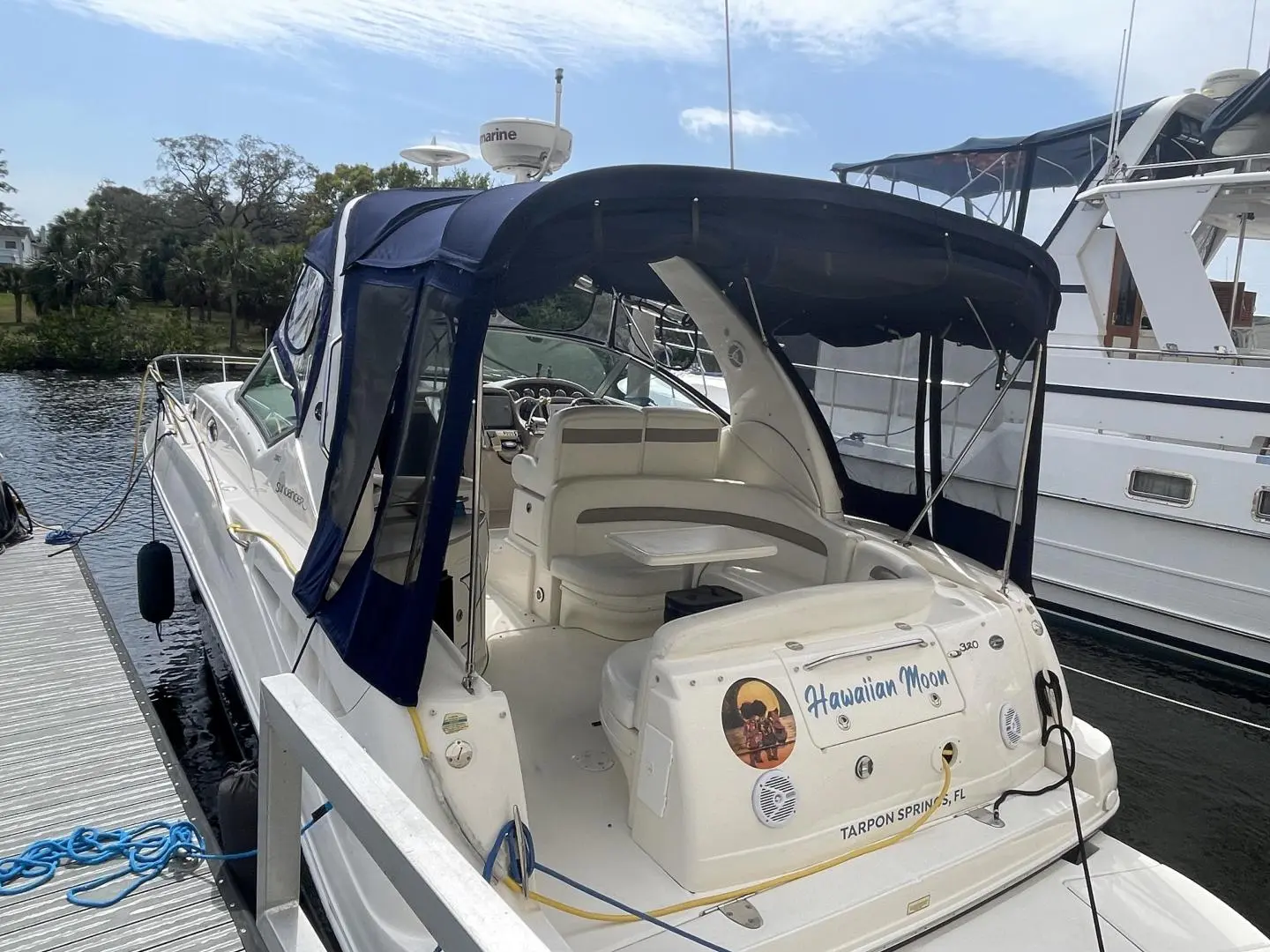 2005 Sea Ray sundancer 320