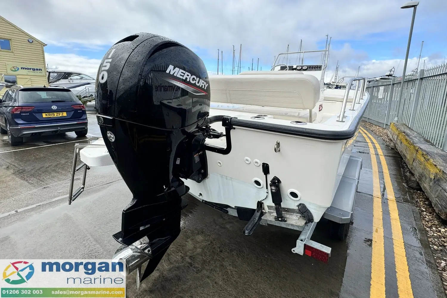 2022 Boston Whaler 190 montauk