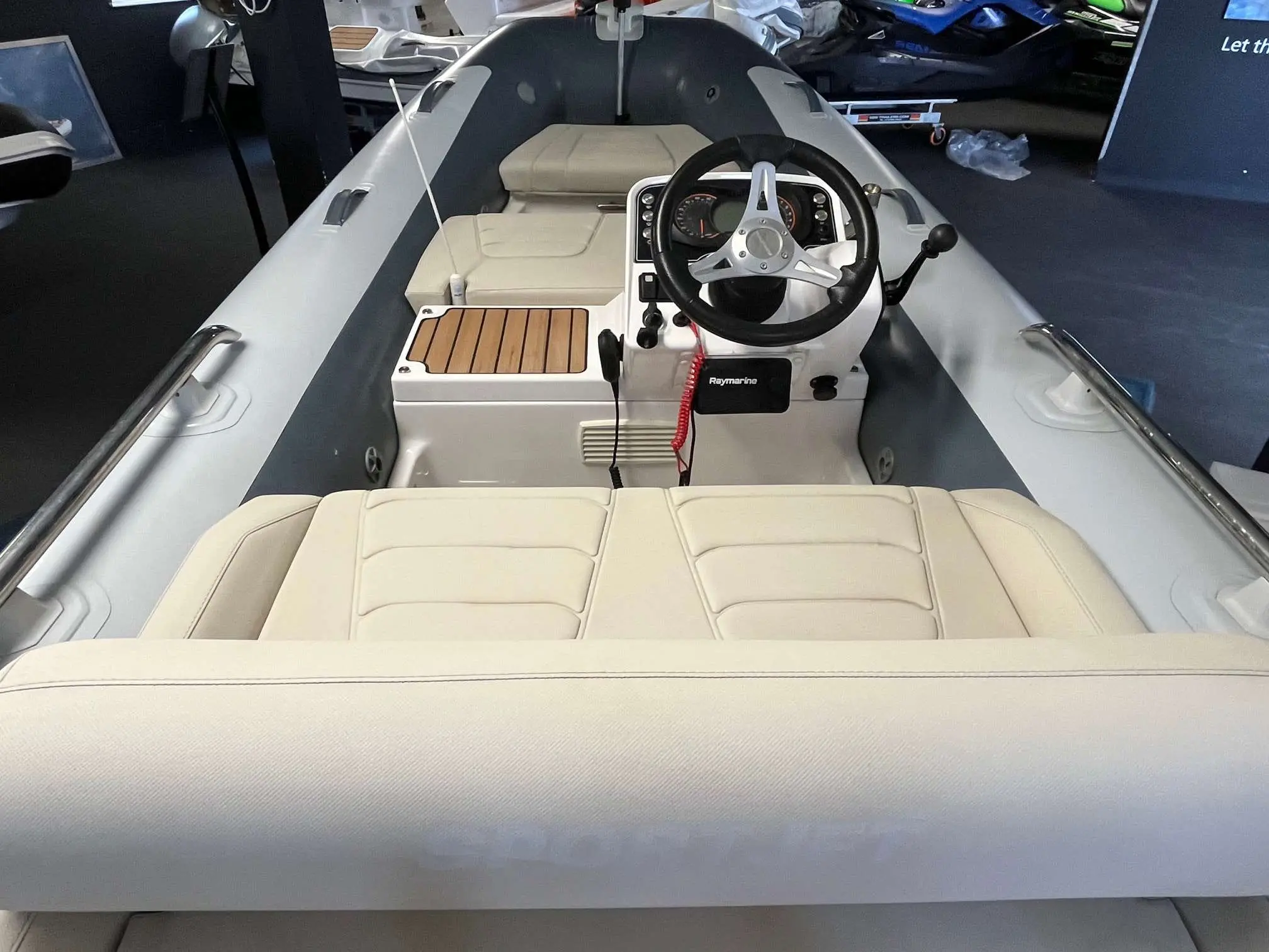 2019 Williams Jet Tenders sport jet 395