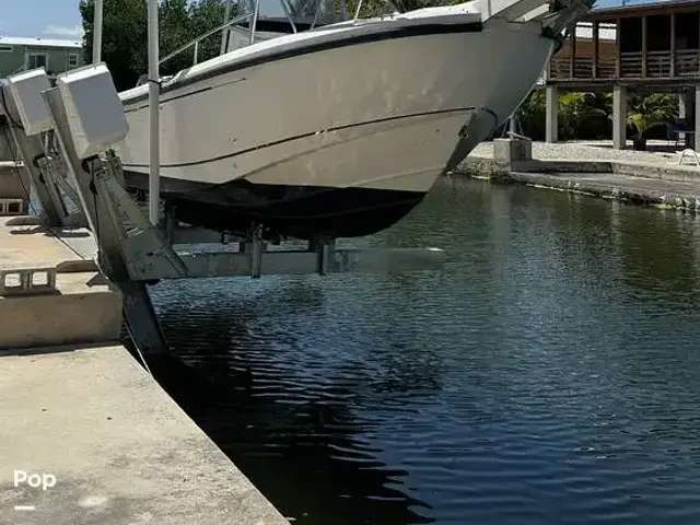 Boston Whaler Outrage 26 CC