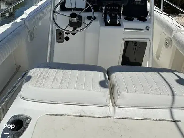 Boston Whaler Outrage 26 CC