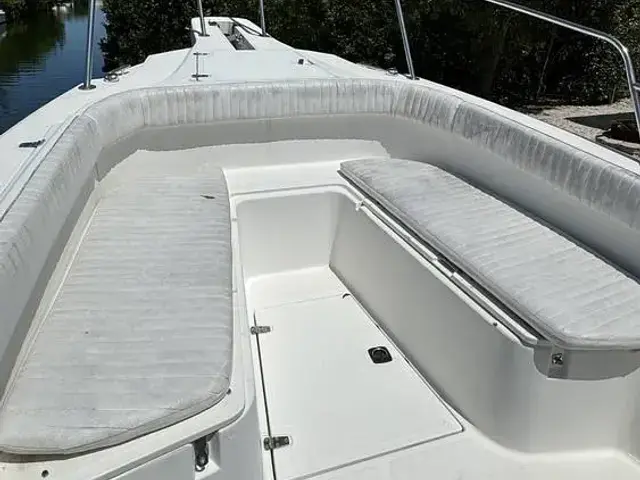 Boston Whaler Outrage 26 CC