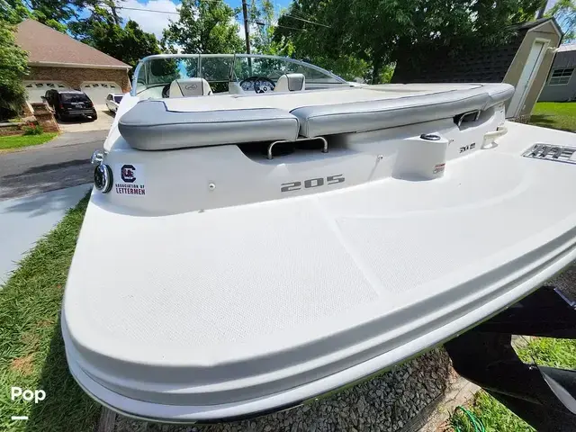 Sea Ray 205 Sport