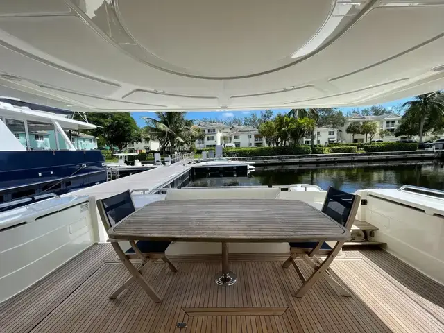 Ferretti Yachts 680