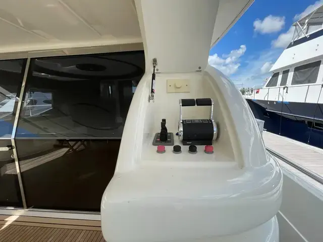 Ferretti Yachts 680