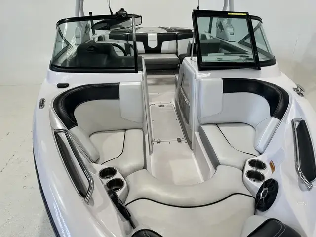 Nautique Super Air 210