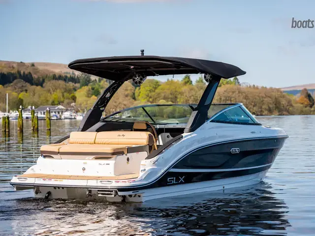 Sea Ray SLX 260